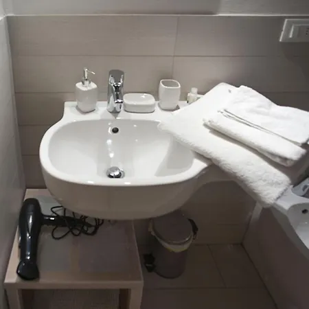 Porta Saragozza Apartahotel *