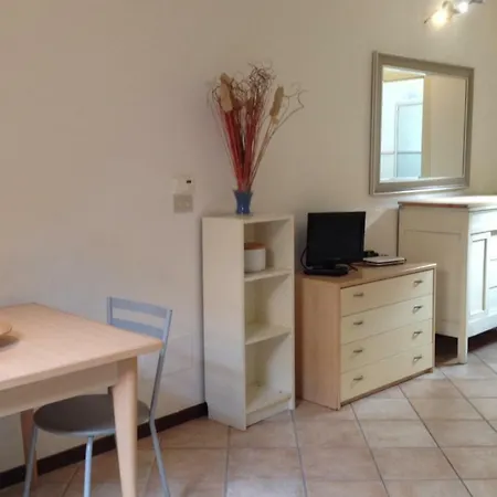 Porta Saragozza Apartahotel *