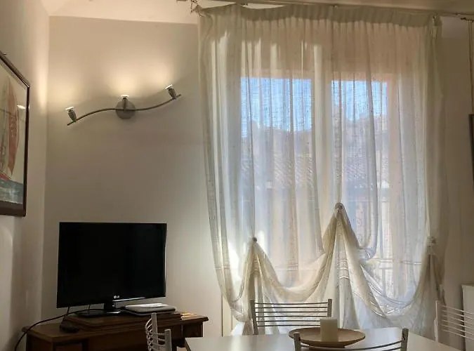 Porta Saragozza Aparthotel Boloňa