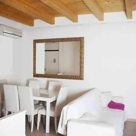 Apart Otel Porta Saragozza