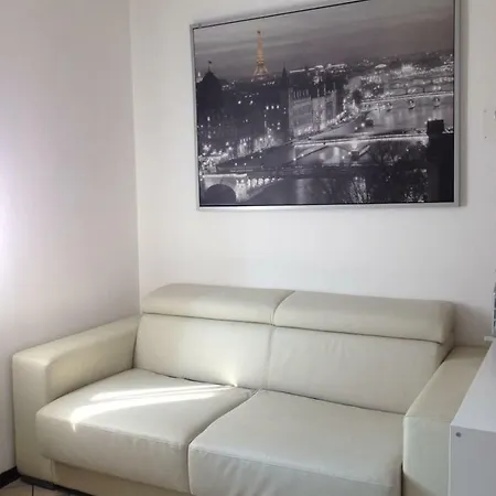 Apart Otel Porta Saragozza Bolonya